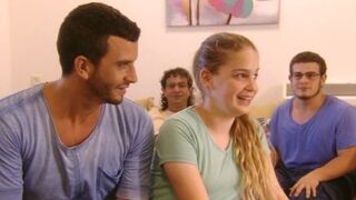 עונה 4 - פרק 20: משפ' אדור