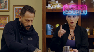 פאוור קאפל, עונה 1, פרק 2: מי מתעסק עם הבוזגלוס?