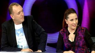 מלחמת המינים, עונה 1, פרק 10: היי שלום, רווקות מתוקה!