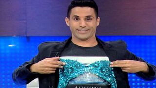 צחוק מעבודה, עונה 7, פרק 3: קנו לעצמכם מתנה לחג