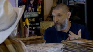 מהפכה במטבח, עונה 3, פרק 3: בוריטו חי. צפו בפרק המלא