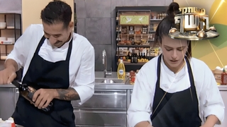 משחקי השף, עונה 8, פרק 43: חצי הגמר הראשון