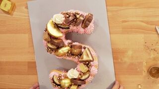 מעוצבות – מדריך לקישוט עוגות עם איה תמם, עונה 1, פרק 6: ירוק