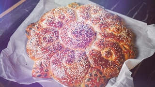 טעים לארח, עונה 1, פרק 9 - שולחן שישי