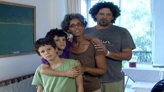 עונה 2, פרק 7: העם דורש לבוא לחדש