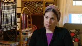 החרדיות, עונה 1, פרק 1