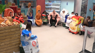 האח הגדול, עונה 2, פרק 3: הדיירים הופכים למוצרי מזון