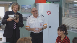 מגן דוד דרום, עונה 1, פרק 7: הגרמנים באים