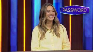 פאסוורד, עונה 2, פרק 9: דנית גרינברג