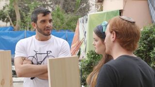בא לחדש לכם | תקועים בשנות ה-70