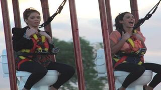 101 דרכים לעוף משעשועון, עונה 1, פרק 10: מעצבי האופנה נגד המכורות לשופינג