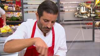 משחקי השף, עונה 8, פרק 39: הגיבץ' שסיבך את שמעון